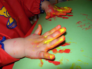 manualidades para hacer con niños de 2 años