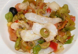 Esqueixada de bacalao