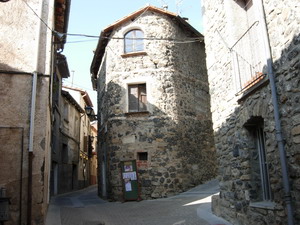 CON NIÑOS EN CASTELLFOLLIT DE LA ROCA