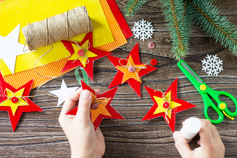 GUARNIMENTS PER L'ARBRE DE NADAL PER FER AMB NENS