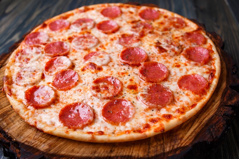 PIZZA DE PEPPERONI