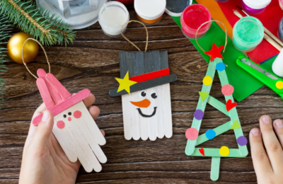 manualidades de Navidad con palos de helado