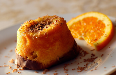 pastelillo de naranja y chocolate