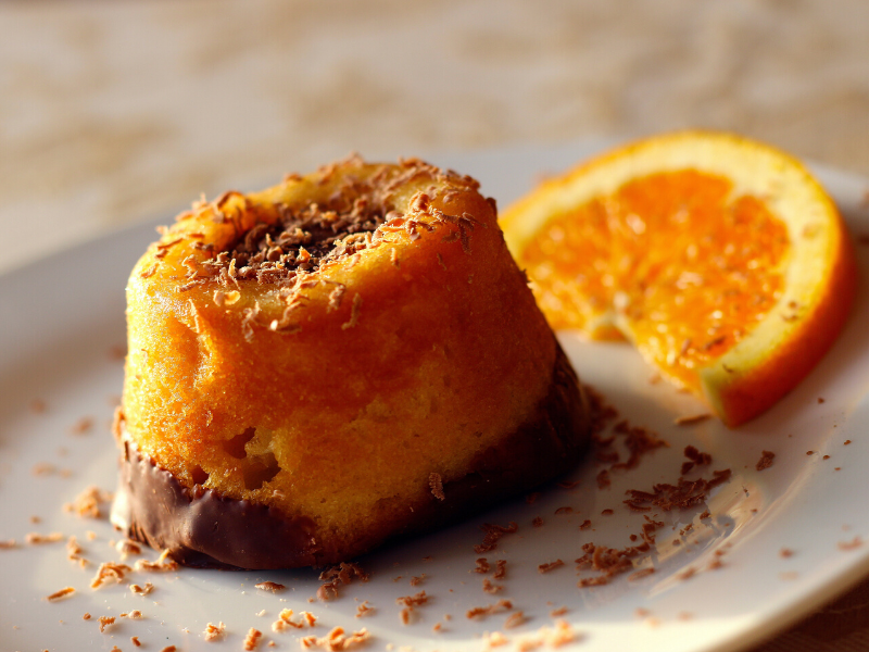 pastelillo de naranja y chocolate