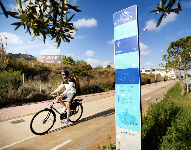 EN BICICLETA PELS MUNICIPIS DE L'ÀREA METROPLITANA