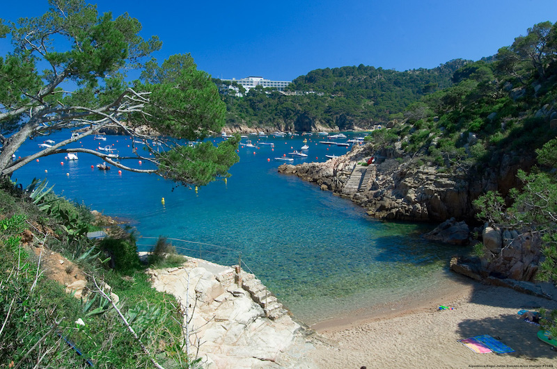 10 PLAYAS Y CALAS DE LA COSTA BRAVA