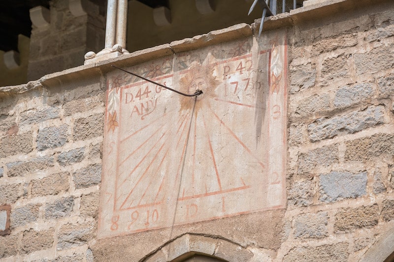 ACTIVIDADES CON NIÑOS EN EL MONASTERIO DE PEDRALBES